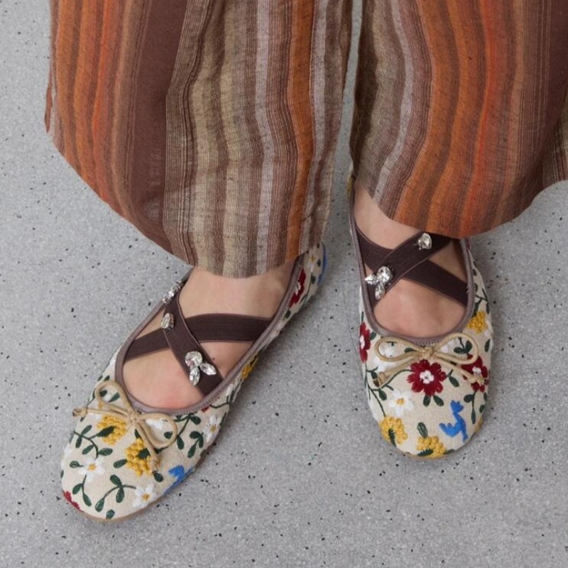 Embroidery Flower Ballet Flats - đánh giá và giá Women Shoes Brands