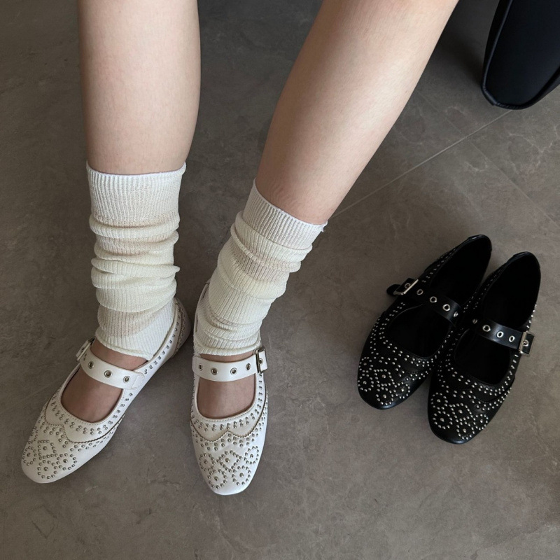 Retro Rivet Buckle Design Flat - đánh giá và giá Women Shoes Brands