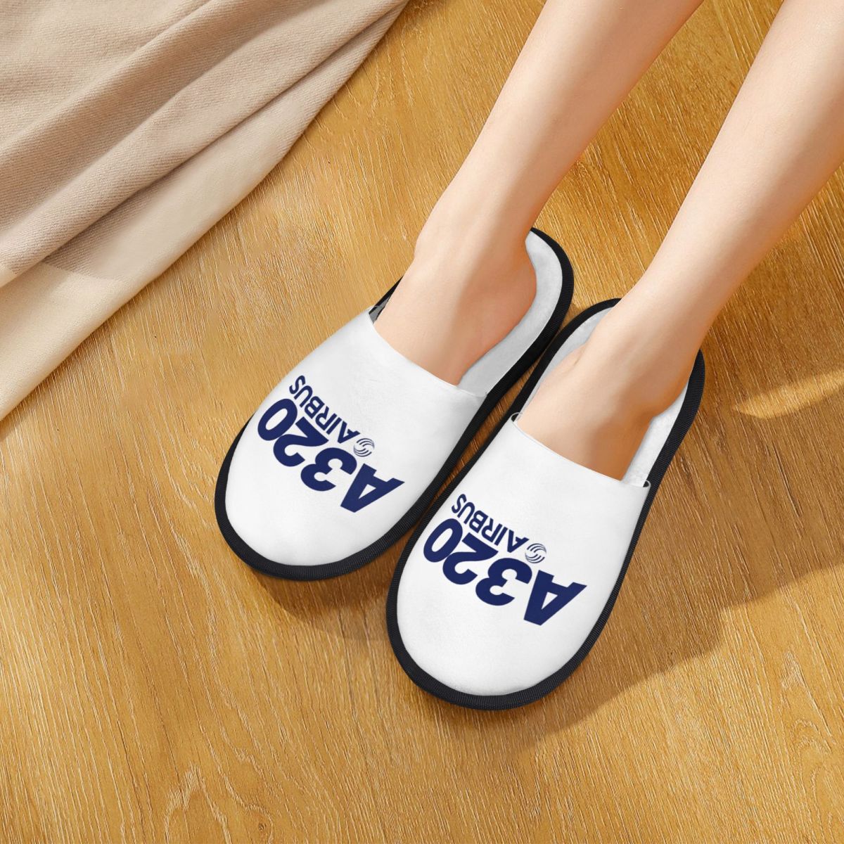 Custom Airbus A320 Logo Slippe - đánh giá và giá Women Shoes Logo